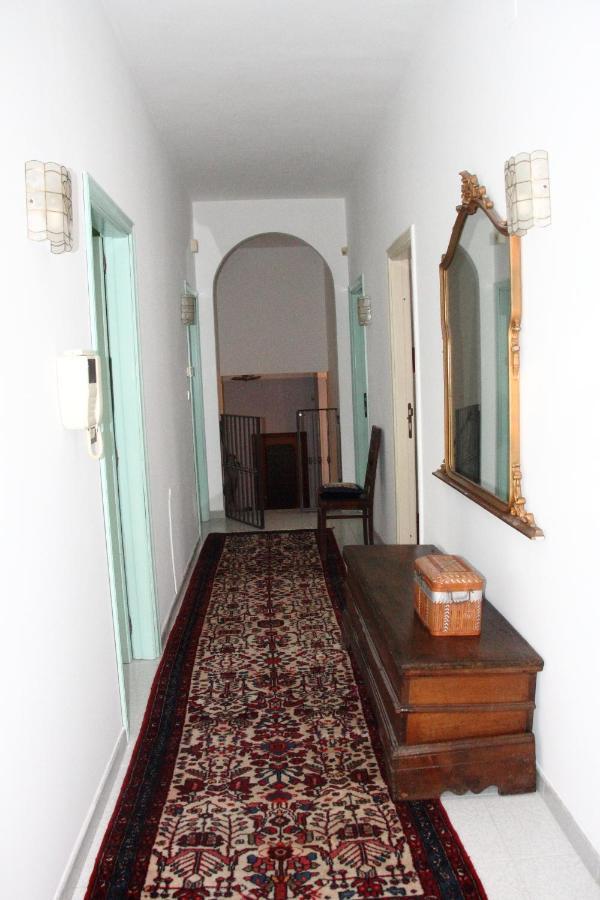 Ari B&B Montesilvano Bagian luar foto