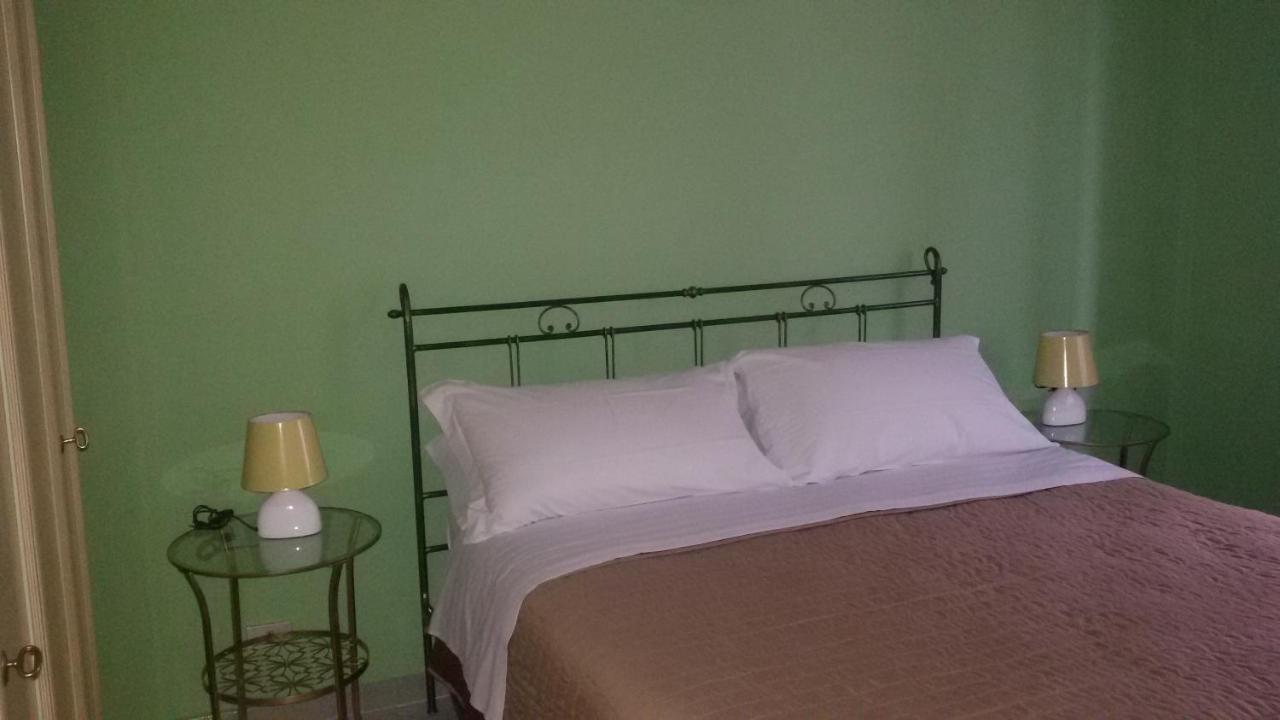 Ari B&B Montesilvano Bagian luar foto