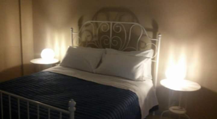 Ari B&B Montesilvano Bagian luar foto